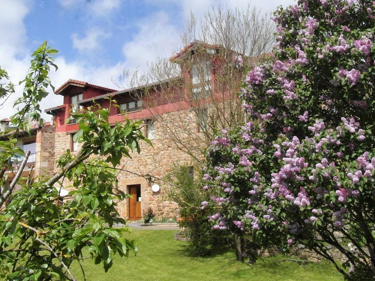 Albergue La Torre Santiurde de Reinosa Exterior foto